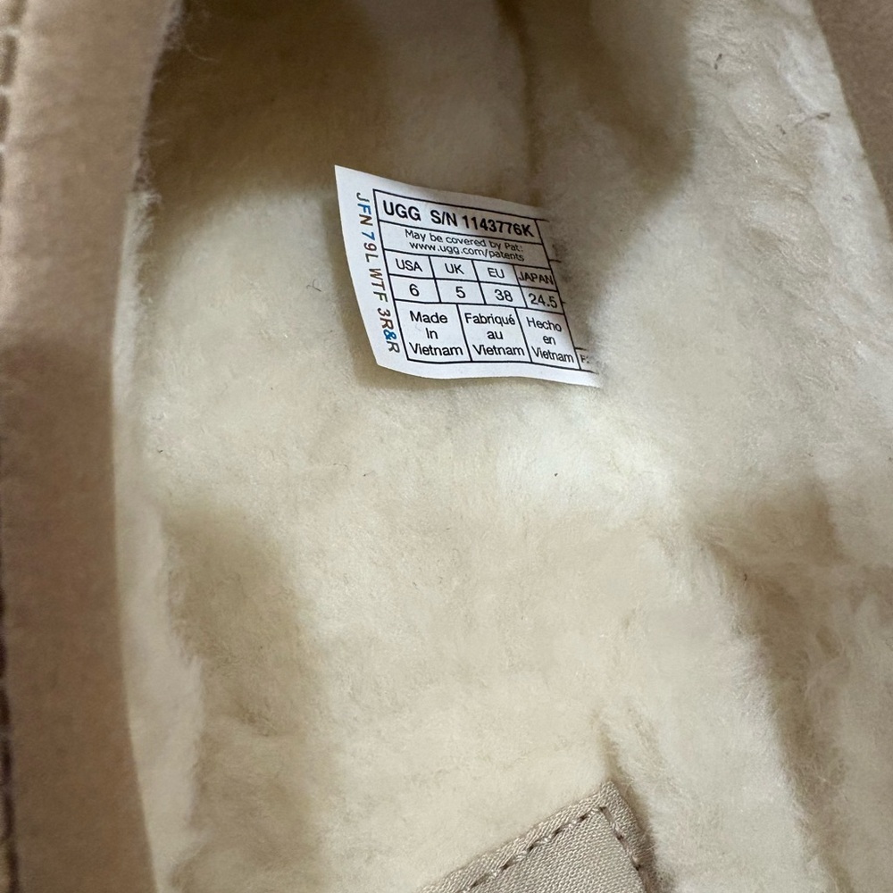 UGG Tasman Slippers - Picture 5 of 5